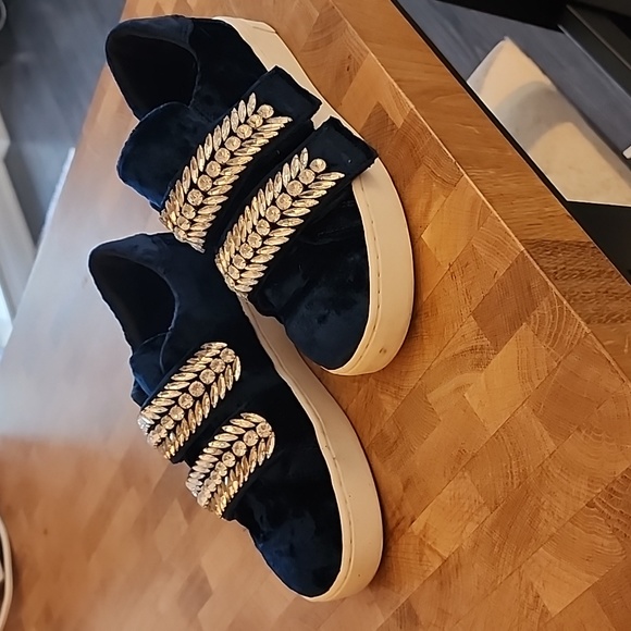 Suecomma Bonnie Crystal Embellished Royal Blue Velvet Low Top Sneakers Size 8 - Picture 3 of 11